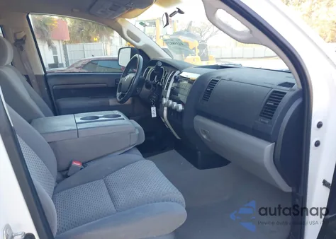 2008 Toyota Tundra Base 5.7L V8 из США, поврежденный, VIN 5TFRV54198X050505